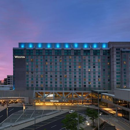 The Westin Boston Seaport District Hotel Exterior photo